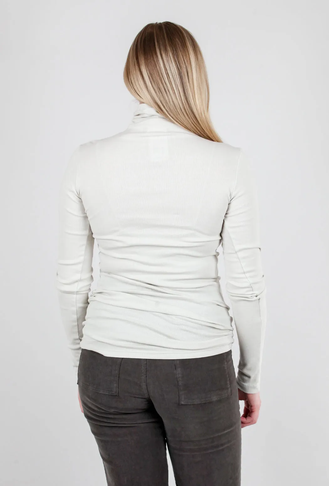 Beatnik Tneck, Oyster