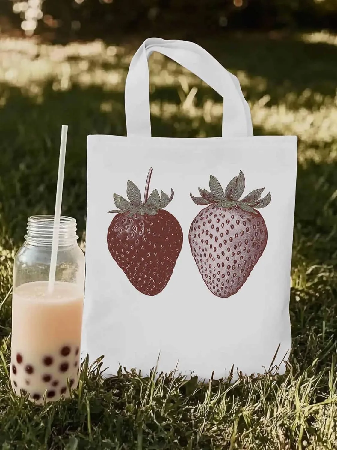 Canvas Tote Bag, Strawberry Vintage Aesthetic Canvas Tote Handbags for Women Shoulder Bag Fruit Cartoon