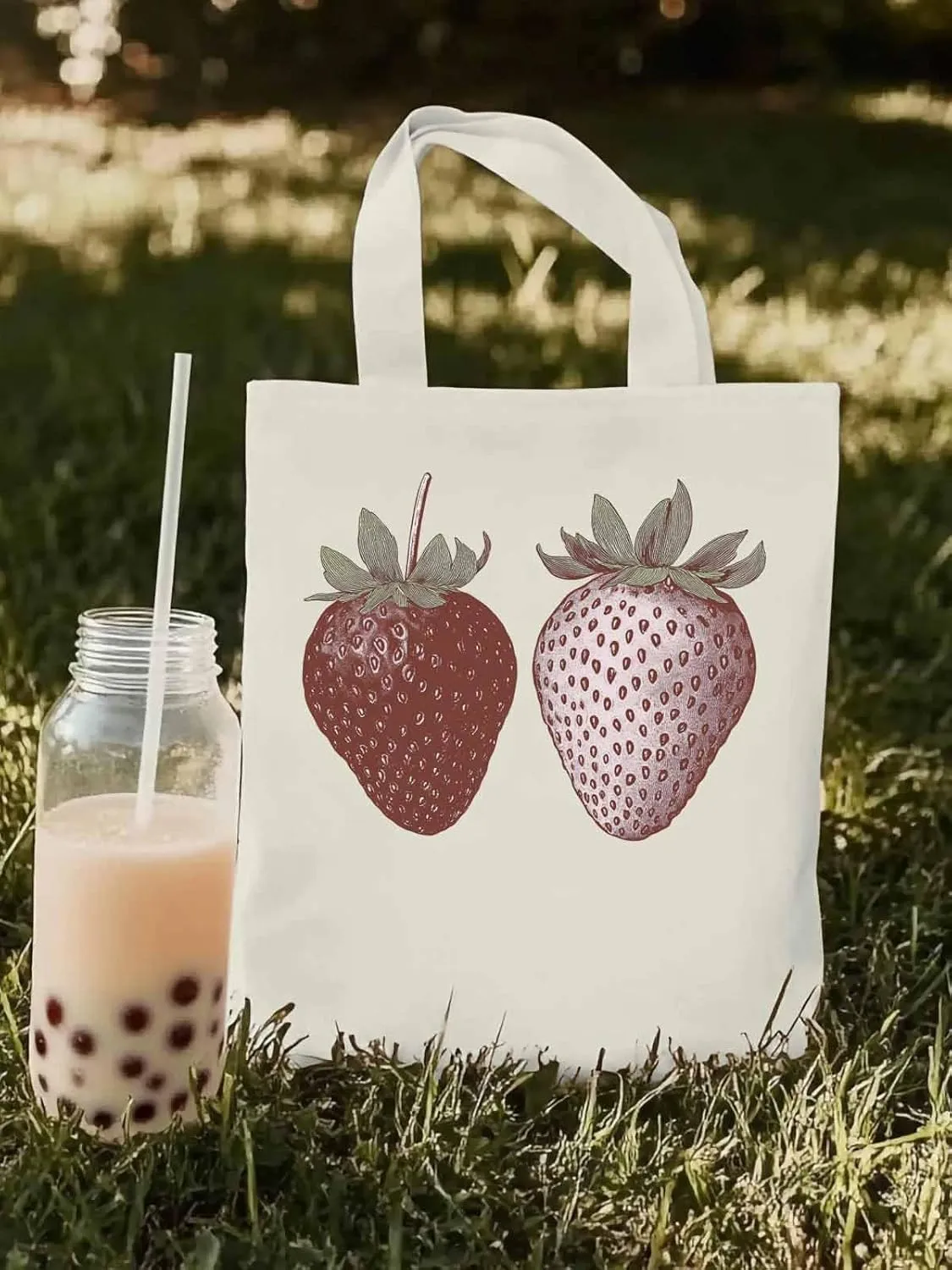 Canvas Tote Bag, Strawberry Vintage Aesthetic Canvas Tote Handbags for Women Shoulder Bag Fruit Cartoon