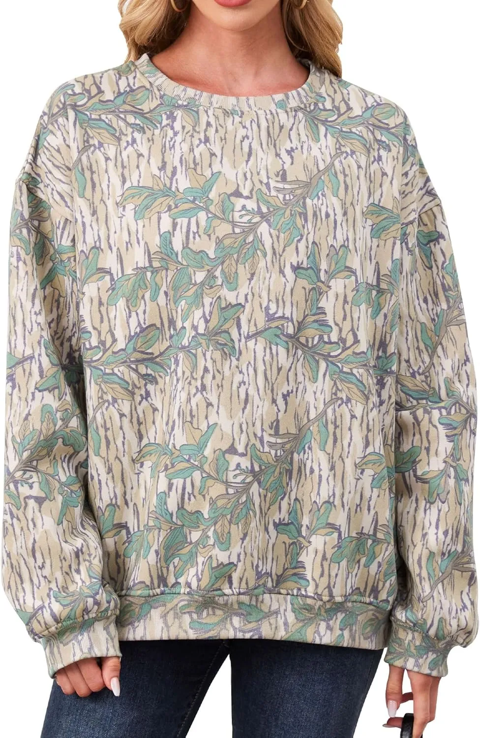 Womens Camo Sweatshirt Maple Leaf Print Oversized Camo Crewneck Sweatshirt Fleece Pullover Hoodies Long Sleeve